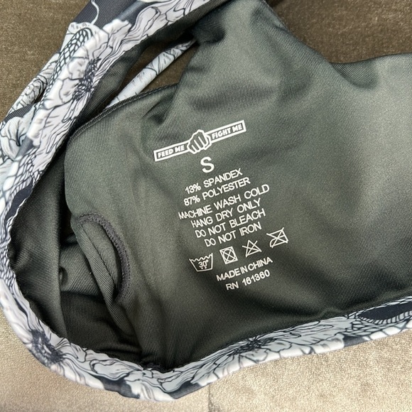 Feed Me Fight Me snake flower strappy sports bra - Picture 4 of 6